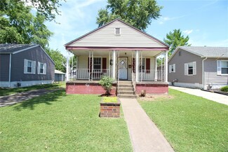 2547 E 28th St, Granite City, IL 62040