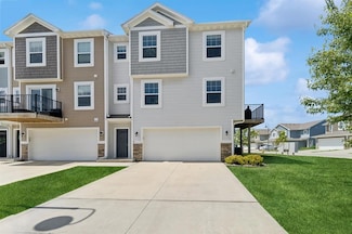 247 Red Oak Ct, Norwalk, IA 50211