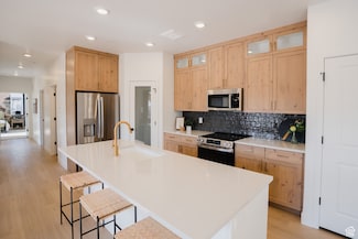 216 E 850 S Unit 6-203, Spanish Fork, UT 84660