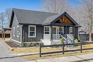 717 S Mountain St, Smithville, TN 37166