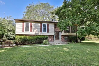 1671 Indian Woods Ln, Okeana, OH 45053