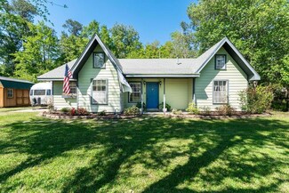 29217 Tupelo Dr, Lacombe, LA 70445
