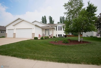 1010 4th Ave NE, Dilworth, MN 56529