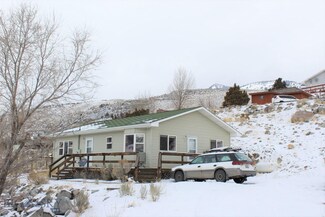 5 Jardine Rd, Gardiner, MT 59030