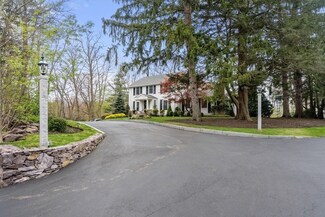 28 Elm St, Canton, MA 02021