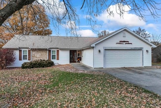 4028 Willowood Dr, Lafayette, IN 47905