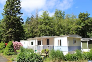 472 Leighland Ave, Port Angeles, WA 98362