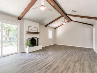 1022 W Dorchester Way, Mustang, OK 73064