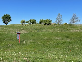 54706 Glover Rd, Glenwood, IA 51534