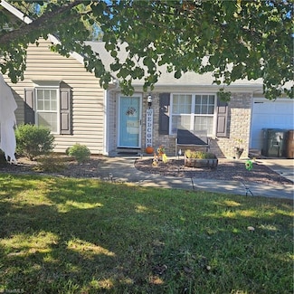 3569 Sydney Oaks Dr, Browns Summit, NC 27214