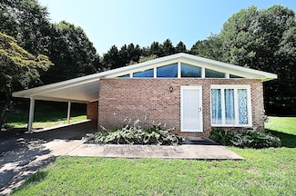 112 Lovelady Rd NE, Valdese, NC 28690