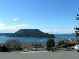 38 Highland Dr, Anacortes, WA 98221