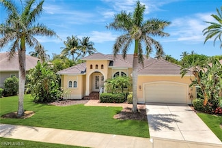 628 Hernando Dr, Marco Island, FL 34145