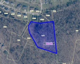 37 Rambling Oaks Dr, Scott  Depot, WV 25560