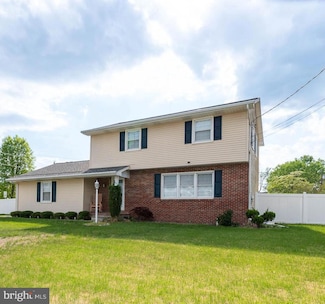 664 Brentwood Dr, Vineland, NJ 08361
