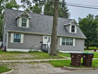 817 N Monroe St, Albion, MI 49224