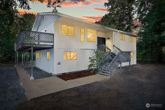 10835 Creekwood Dr SW, Olympia, WA 98512