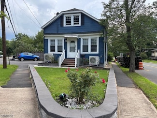 203 Walnut St, Dunellen, NJ 08812