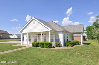 640 W Blue Lick Rd, Shepherdsville, KY 40165