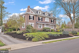 2006 Kentmere Pkwy, Wilmington, DE 19806