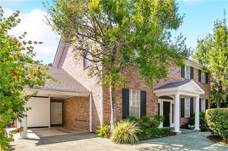 106 Stella St, Metairie, LA 70005