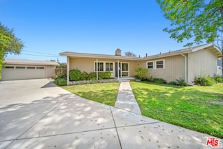 6730 Nevada Ave, Woodland Hills, CA 91303