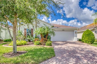 10095 SW Indian Lilac Trail, Port St. Lucie, FL 34987