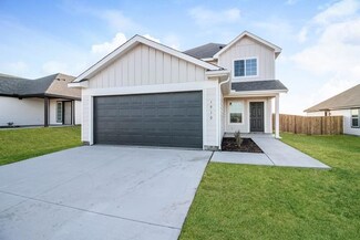 1910 Crimson Lake Blvd, El Reno, OK 73036