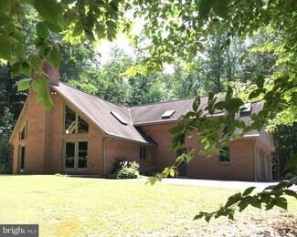 479 Swopes Valley Rd, Pine Grove, PA 17963