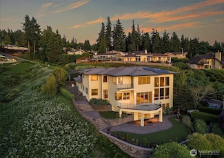 7212 164th St SW, Edmonds, WA 98026