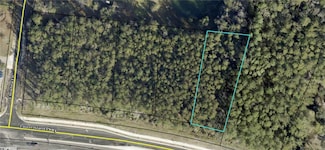 5923 Laurel Island Pkwy, Kingsland, GA 31548