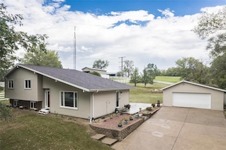 17155 87th St, Ottumwa, IA 52501