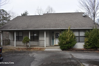 273 Stott Ln, Gatlinburg, TN 37738