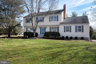 11 Buttonwood Ct, Belle Mead, NJ 08502