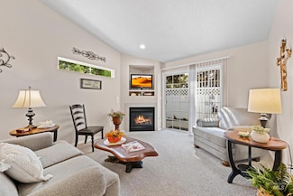 105 E Waterbury Ln, Meridian, ID 83646