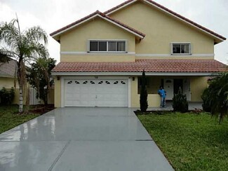 710 NW 207th Ave, Pembroke Pines, FL 33029