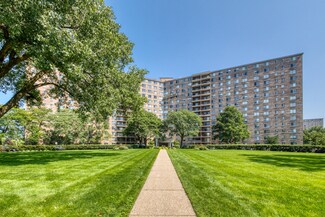 7141 N Kedzie Ave Unit 1504, Chicago, IL 60645