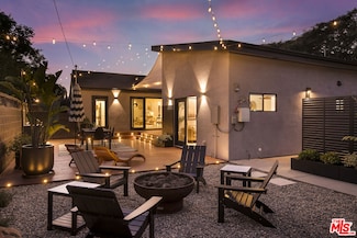 3744 Redwood Ave, Los Angeles, CA 90066