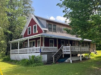 49 N Randolph Rd, Greensboro, VT 05841