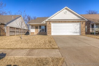 59 E Fairlane Ct, Sapulpa, OK 74066