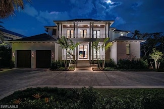 1795 Gordon Dr, Naples, FL 34102