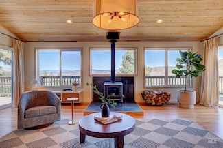 15 Elk Run Rd, Boise, ID 83716
