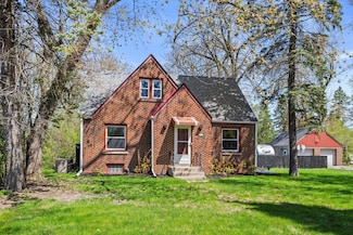 6510 W Cold Spring Rd, Greenfield, WI 53220
