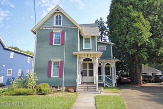 63 Manalapan Ave, Freehold, NJ 07728