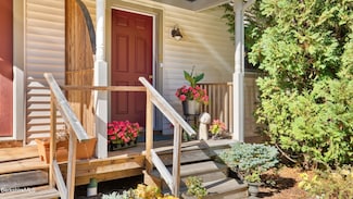 2 Rose Ct W Unit B-1, Great Barrington, MA 01230