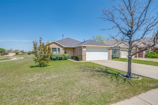2015 Natchez Dr, Forney, TX 75126