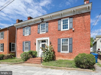 105 N Church St, Berryville, VA 22611