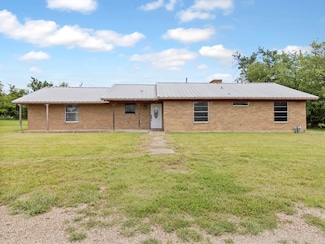 110 Twin Cir, Wortham, TX 76693