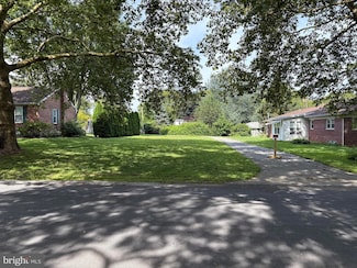 210 S Royal St, York, PA 17402