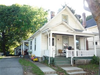 93 Parsells Ave, Rochester, NY 14609